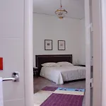Le Cinque Luci לינה וארוחת בוקר מודיקה