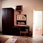 Le Cinque Luci 3* Μόντικα